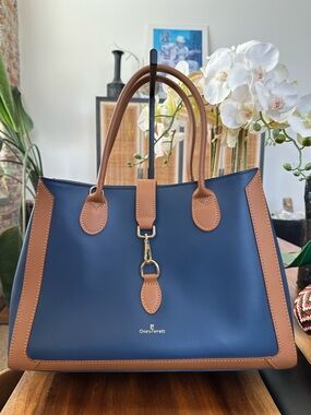 Chiara Ferretti Structured tote navy blue body w/ tan leather trim retail $350